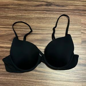 Victoria’s Secret Black Bra